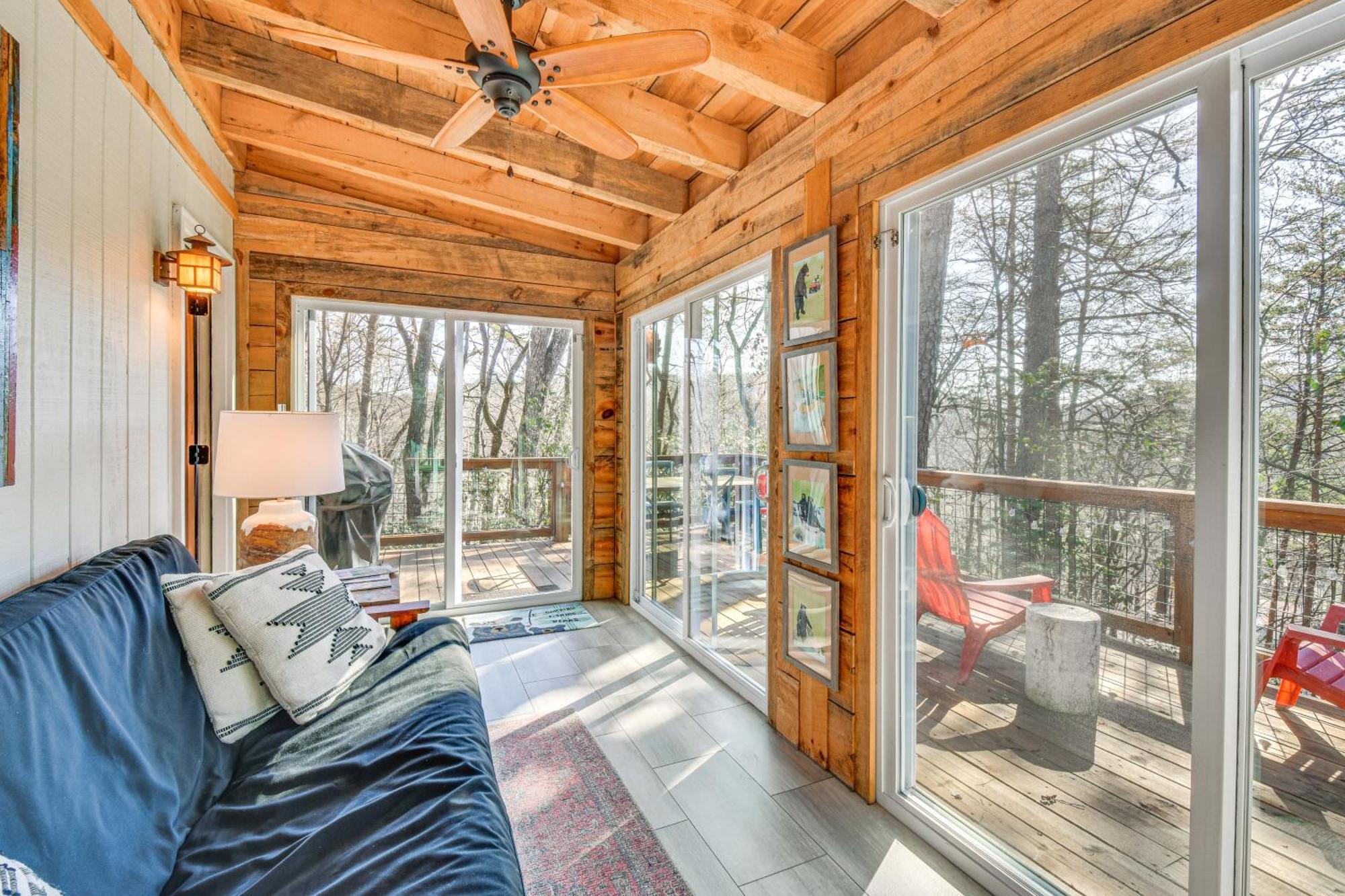 Classy Clayton Home With Views Less Than 1 Mi To Downtown! Exterior photo
